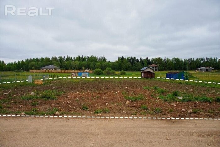 Озеро, пляж и перспективы стать деревней. Побывали в дачном поселке на Вяче, где на фонарях - видеокамеры