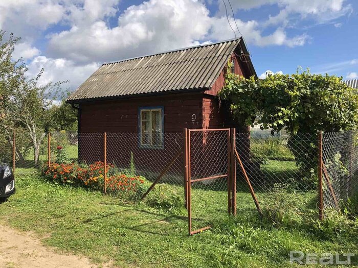 Не хоромы, но жить можно. Смотрим, какие дачи под Минском можно купить до 6 тысяч долларов