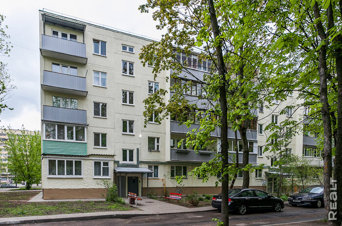 «При просмотре обнаружили еще одну комнату, в которой живет женщина». Белорусы  — о неприятных ситуациях при аренде жилья