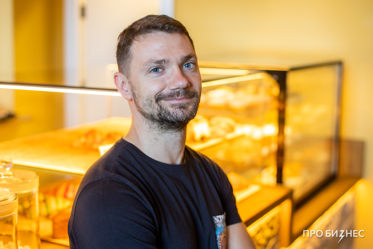 «В Беларуси только зарождается традиция ремесленного хлеба». Как парень вернулся из Парижа, чтобы открыть пекарню в Минске