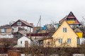 «За два отпуска в Турции можно купить дом под Минском». Что происходит с ценами на рынке загородной недвижимости