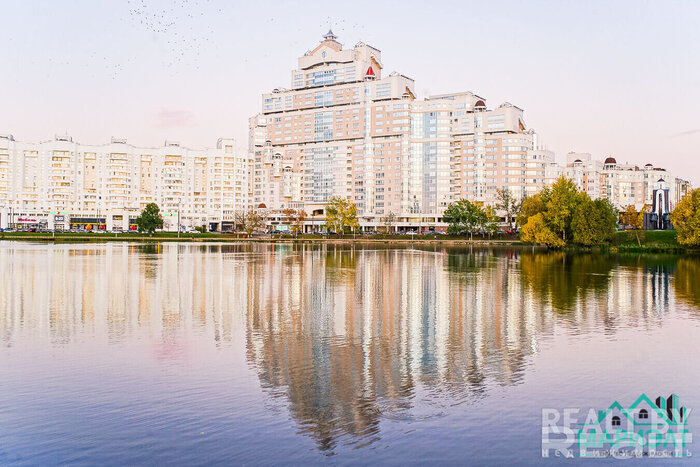 Ворота Минска, Дом Чижа и писательский дом со входом в метро. Какие квартиры продаются в легендарных домах в центре Минска