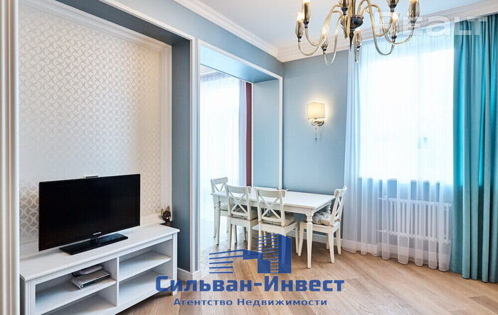 Ворота Минска, Дом Чижа и писательский дом со входом в метро. Какие квартиры продаются в легендарных домах в центре Минска