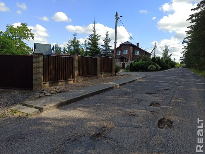 «Мы — заложники ситуации». Как же все-таки обстоят дела с дорогой в Валерьяново и что будет с реконструкцией трассы М-3?