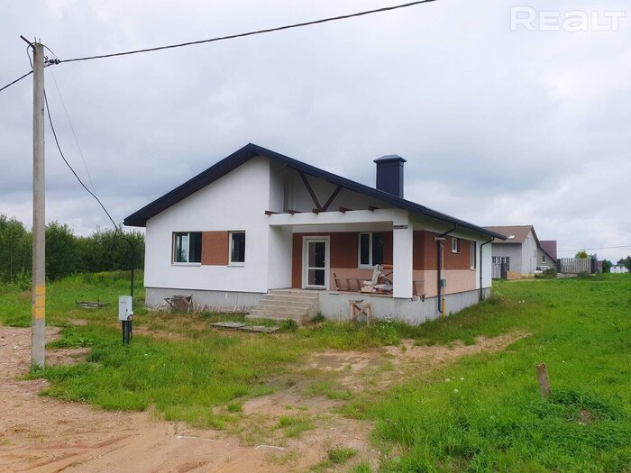 Новые дома в состоянии "заезжай и живи" рядом с Минском. Ищем варианты до 100 тысяч долларов