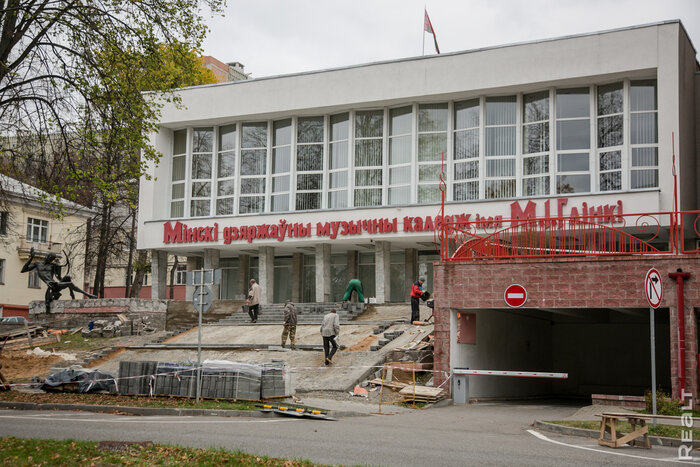 Как живется в домах рядом с единственной в Минске мечетью? Прогулялись по очень контрастной улице
