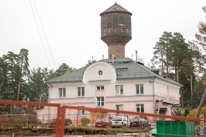 «Это было одно из самых дешевых предложений в городе». Как живется в домах эконом-класса в Степянке