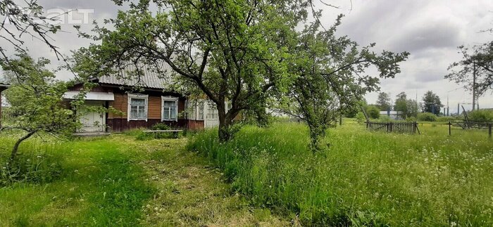 Ищем домик в деревне: жилой, с печкой, до 10 тысяч долларов, меньше часа в пути от Минска