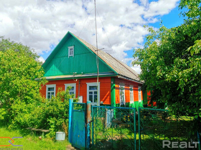 Ищем домик в деревне: жилой, с печкой, до 10 тысяч долларов, меньше часа в пути от Минска