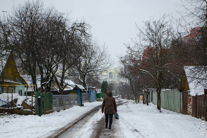 «В двухтысячном говорили, что тут будет строить Лужков». Посмотрели, как живет частный сектор возле Минск Мира