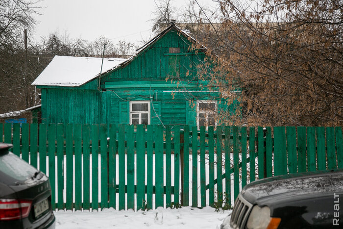 «В двухтысячном говорили, что тут будет строить Лужков». Посмотрели, как живет частный сектор возле Минск Мира