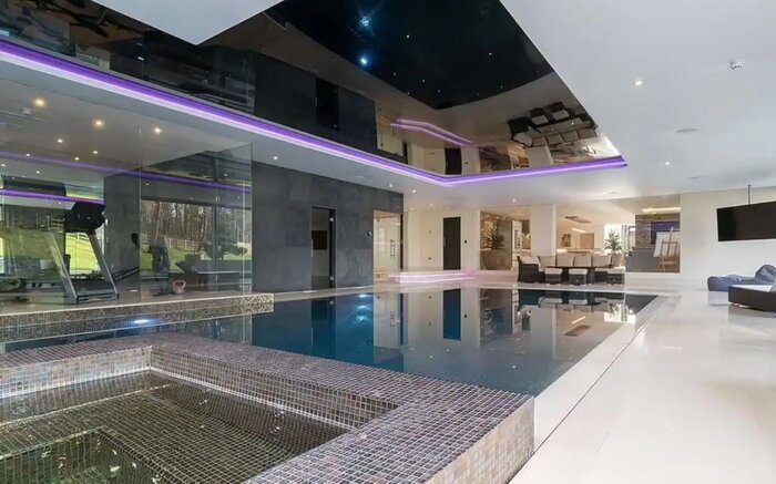 Показываем, как выглядят дома Криштиану Роналду. Последний он купил за 18 млн евро