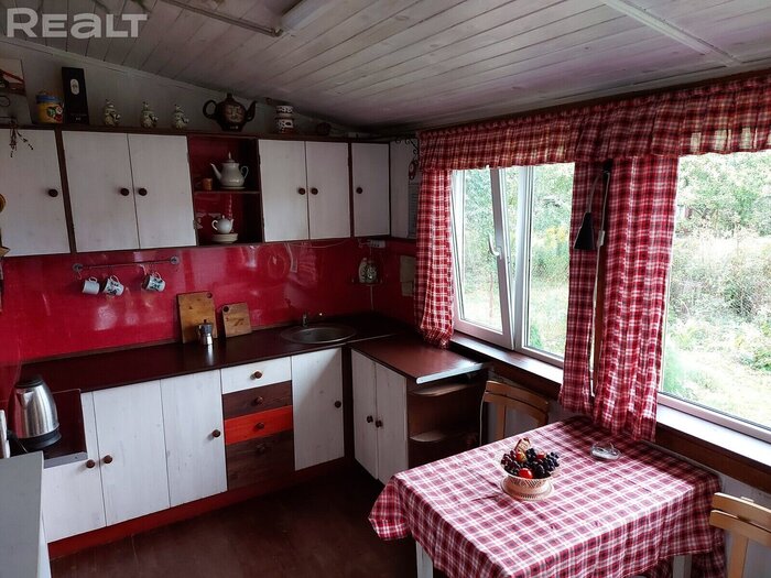 До 20 тысяч долларов, у леса, возле Минска: смотрим дома в хорошем состоянии в СТ и деревнях