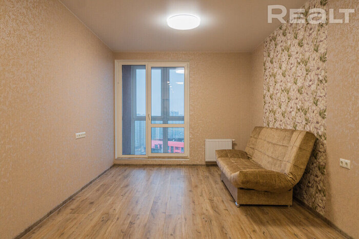С февраля - минус 3 тысячи долларов. Как выглядят самые дешевые квартиры с ремонтом в Минск Мире