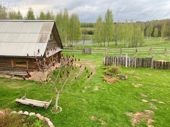 Усадьбы в хороших местах, не дальше 50 км от Минска. Цена - не дороже однушки