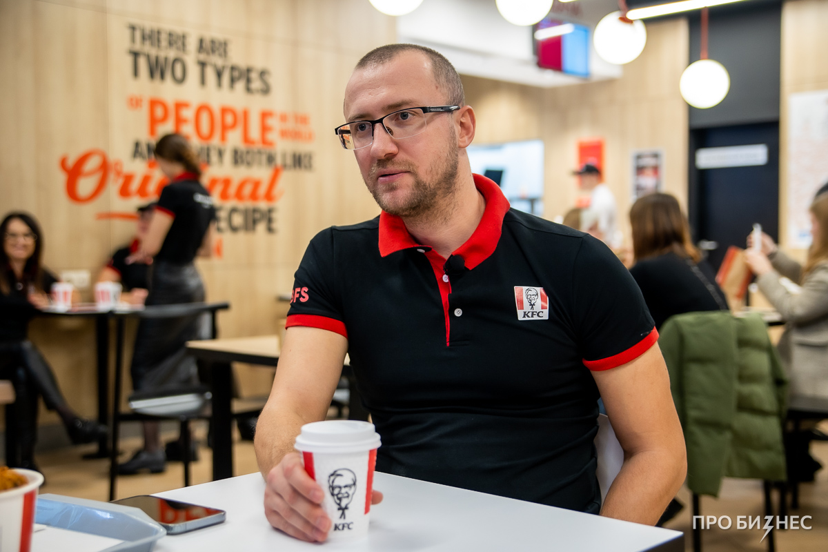 «В каком-то смысле мы продаем людям их время». CEO сети ресторанов KFC в Беларуси рассказал, как рынок общепита отреагировал на санкции и кризис