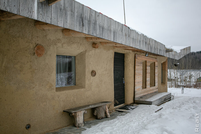 Семья архитекторов построила под Минском один из самых необычных домов в Беларуси. Съездили посмотреть