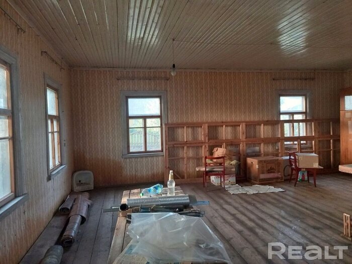 Крепкие хаты до 15 тысяч долларов. Выбираем домик под дачу недалеко от Минска