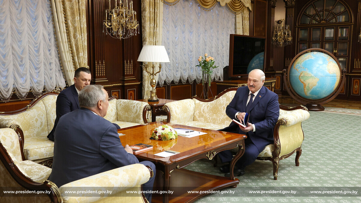 Лукашенко и Тарпищев обсудили подготовку теннисистов