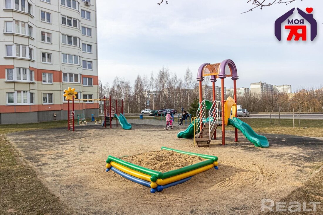 Литовский проект и метр по 970 долларов. Эти дома в Минске хотели стать «скандинавскими», а вышли панельными