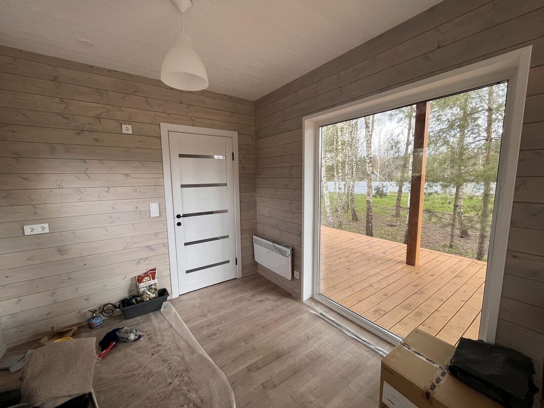 Инстаграмный мини-дом под Минском за 22 тысячи долларов, в котором можно жить постоянно. Как он устроен?