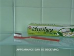 Спорная реклама зубной пасты из Таиланда