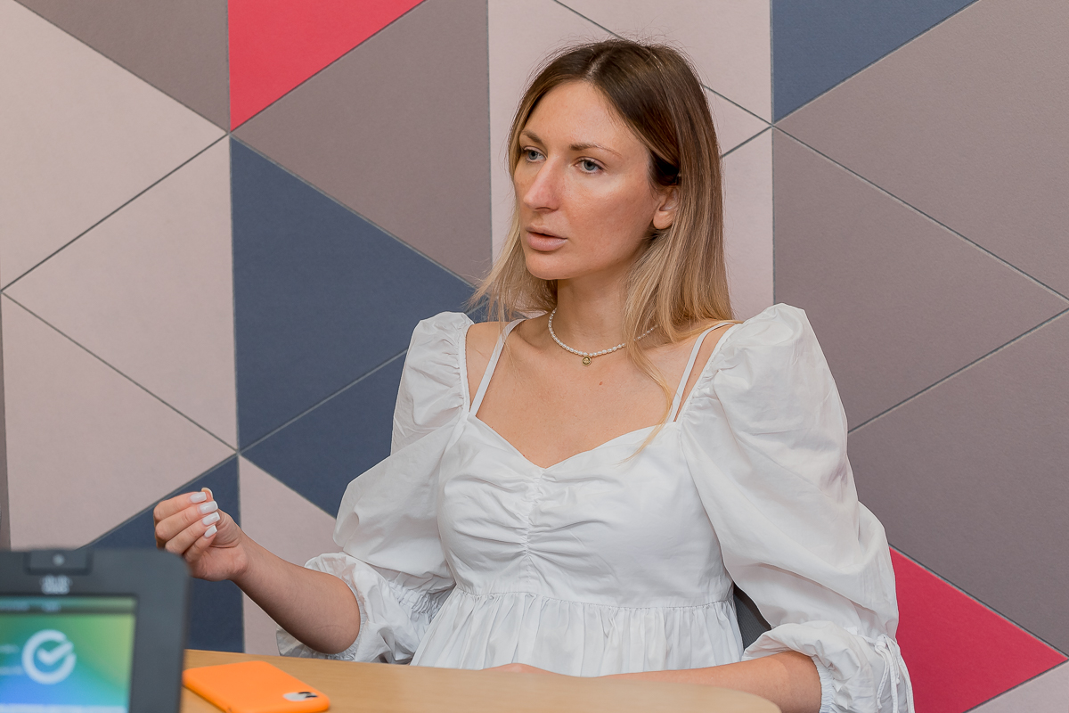 «Самое ценное в банке — это люди». Посмотрели на трансформацию Сбер Банка глазами его сотрудников