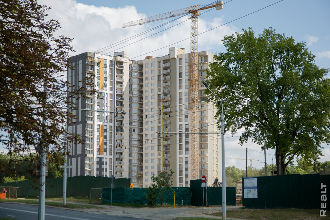 Свободных квартир почти не осталось. Посмотрели, как строится жилой комплекс «Айрона» на Железнодорожной
