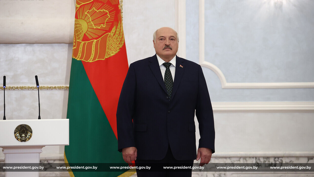 Лукашенко: Мир движется к многополярности, этот процесс необратим