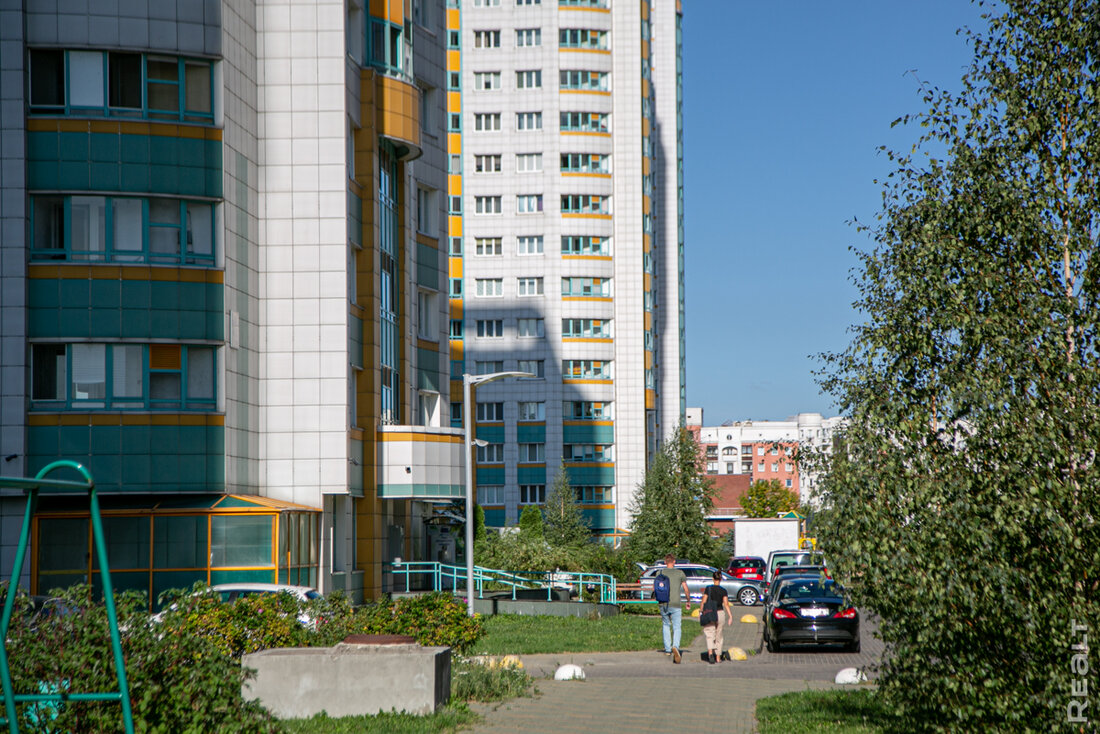 «Чем выше квартира - тем хуже качество». Как сейчас живется в «Московском квартале» в Минске