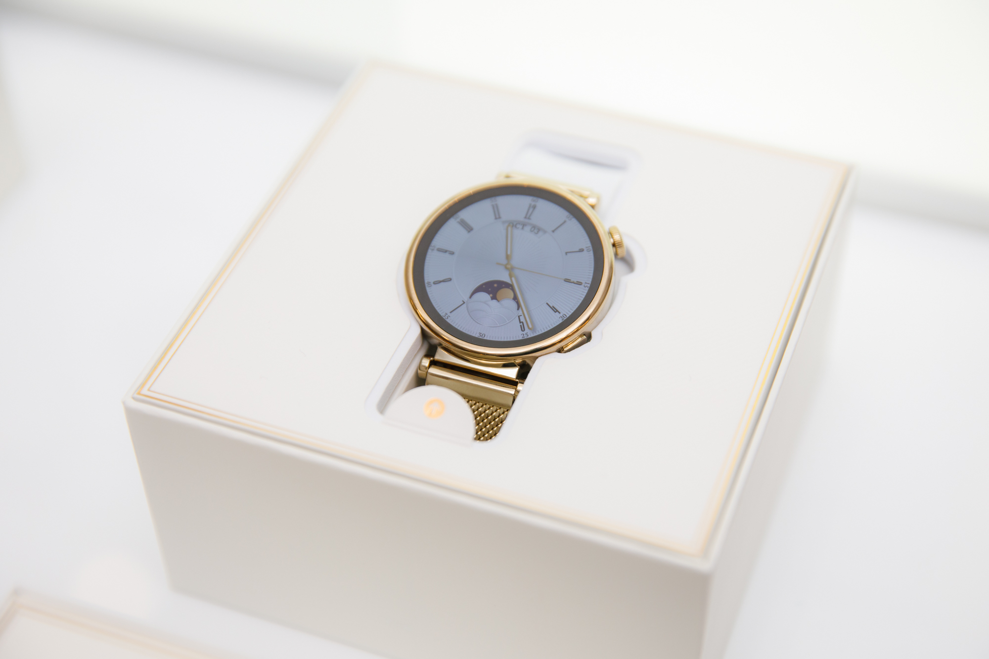 В Беларуси появятся стильные смарт-часы Huawei Watch GT 4 с «умным» подсчетом калорий и до 14 дней работы без подзарядки