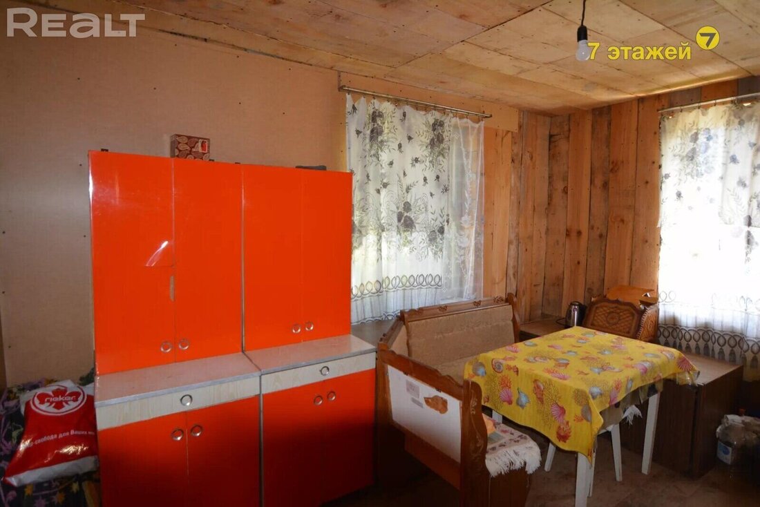 "Соседи тут будут солидные". Побывали в популярном дачном поселке с газом и асфальтом