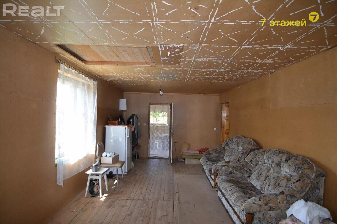 "Соседи тут будут солидные". Побывали в популярном дачном поселке с газом и асфальтом