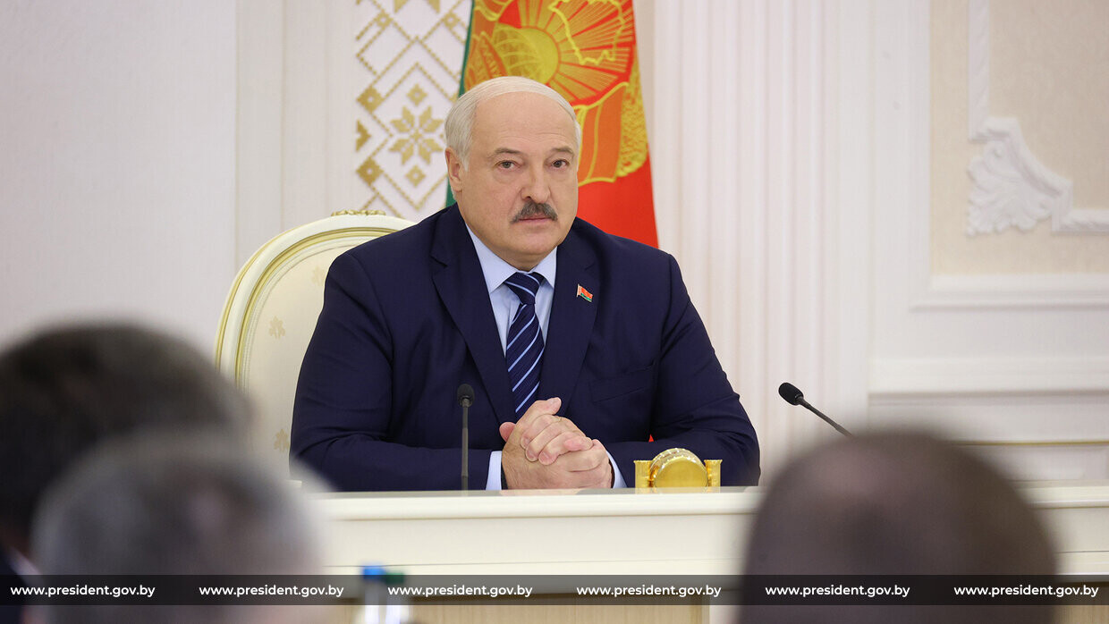 Лукашенко: Академию наук надо подвергнуть анализу