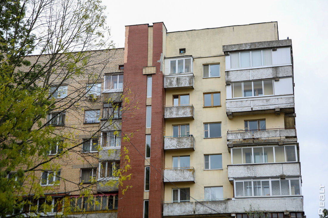 "Жилье здесь давали профессорам". Побывали в непростом минском доме, о котором вы не знали