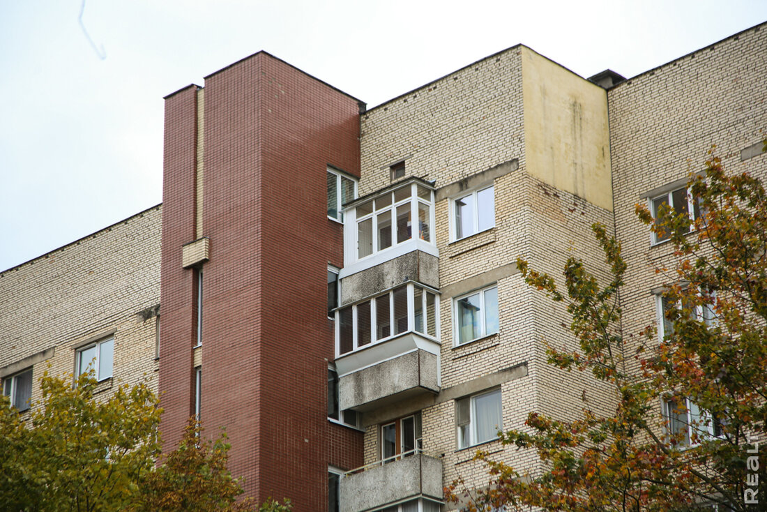 "Жилье здесь давали профессорам". Побывали в непростом минском доме, о котором вы не знали