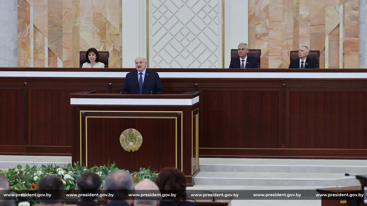 Лукашенко подвел итоги работы белорусского парламента VII созыва