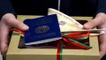 Активным школьникам Беларуси вручили паспорта в Доме правительства