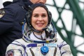 Тысячи зрителей собрались на смотровой площадке перед стартом «Союза МС-25»