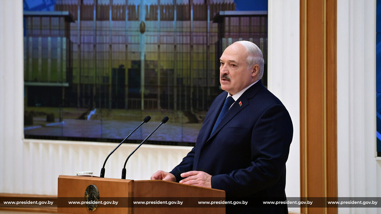 Лукашенко – аграриям: Перерабатываться должно все, даже поросячий визг