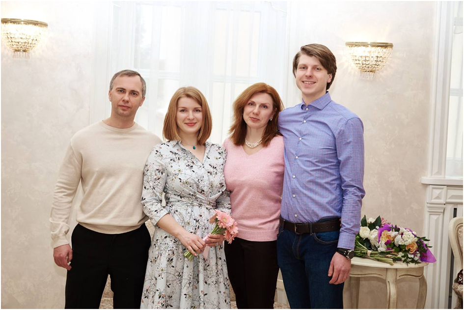 «Французские шеф-повара водили своих учеников к нам и говорили: „Попробуйте, какой должен быть настоящий трюфель!“». Семья из Лиды покоряет мир своим шоколадом