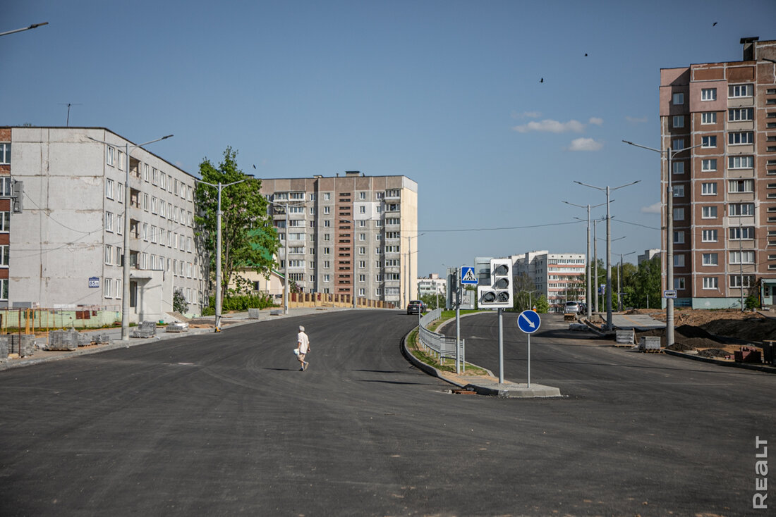 Новые дома, шестиполосные дороги и остатки концлагеря. Посмотрели, как меняется Масюковщина