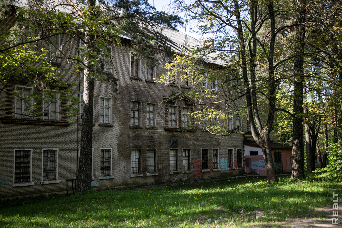 Новые дома, шестиполосные дороги и остатки концлагеря. Посмотрели, как меняется Масюковщина