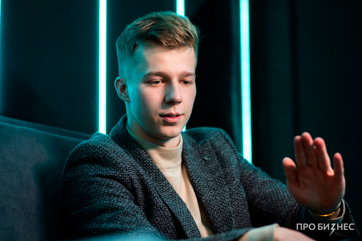 «Раньше я мечтал зарабатывать 00 в месяц, но теперь это кажется незначительным». Как студент БГУ развивает свой репетиторский центр