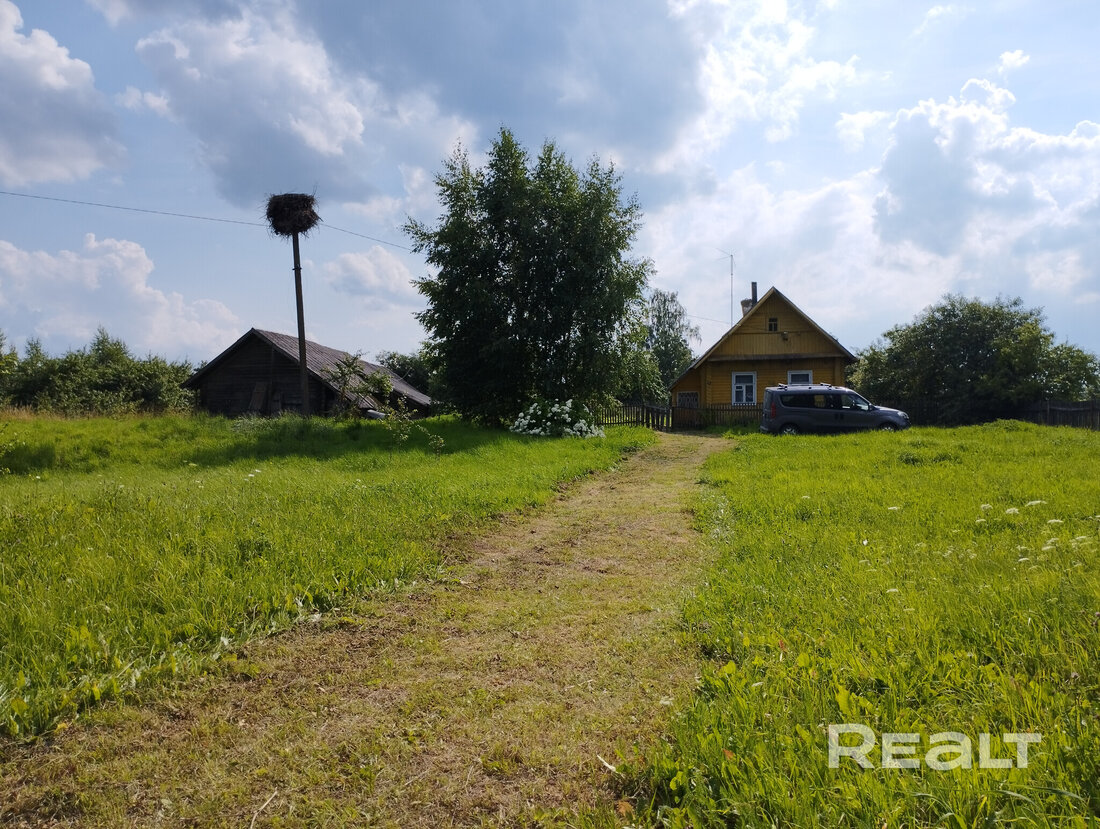 Дома в деревне под дачу до 5 тысяч долларов. Смотрим хорошие варианты в часе езды от Минска