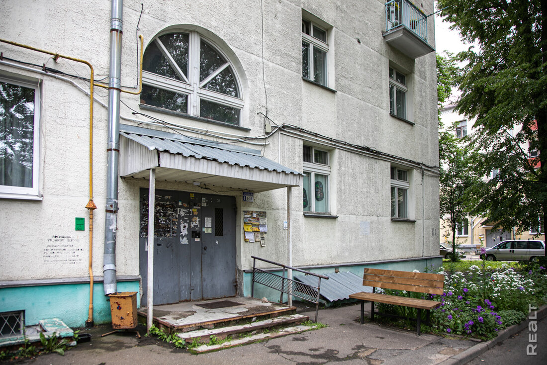 «Категорически не хотим переезжать отсюда». Узнали у местных, как живется на переулке Козлова