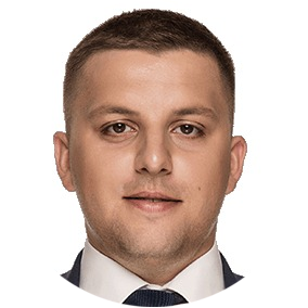 «Учиться на сделке, от которой зависит судьба компании, никто не будет». Когда бизнесу пора брать юриста в штат и с какими вопросами даже он не сможет справиться