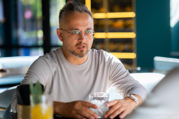 ФОТО: «Я просто задорого продавал свое время, а жизнь превратилась в день сурка». Белорус рассказал, как понял, что стоит идти в бизнес, и что из этого вышло