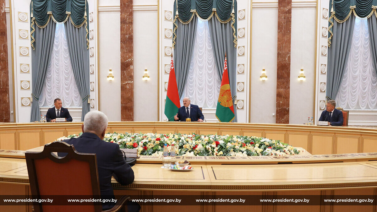 Лукашенко призвал правоохранителей стран СНГ к более тесному сотрудничеству