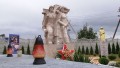 Сотрудники МЧС Беларуси почтили память советских солдат в музее под открытым небом в Мухавце
